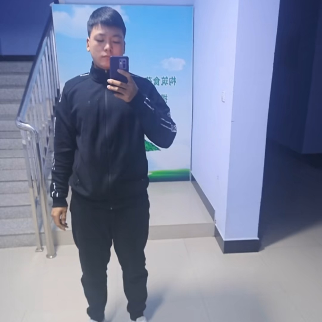 离歌凝眸幽默的照片