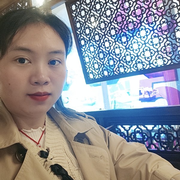 贪玩保卫咖啡豆的照片