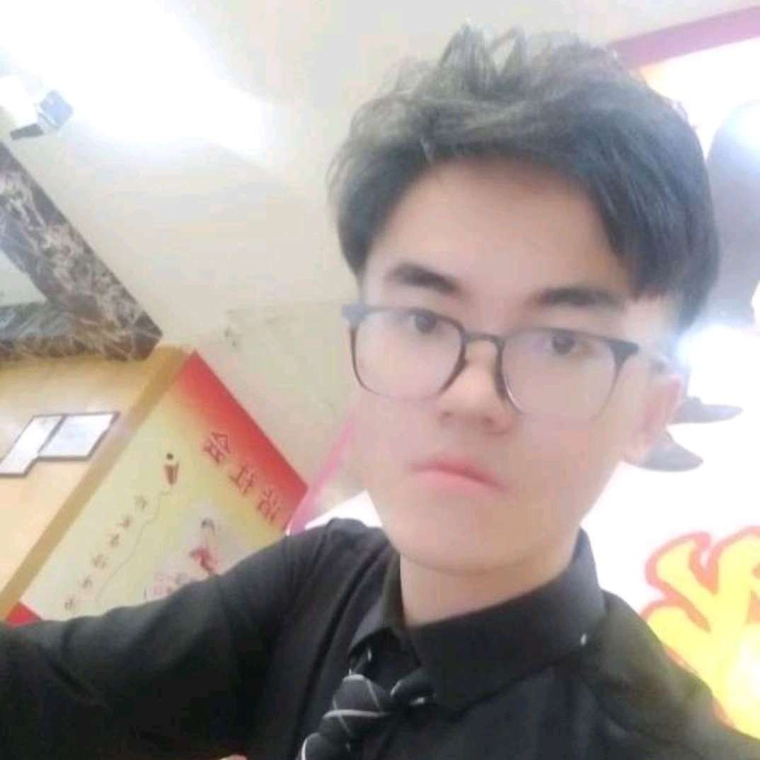 琉璃闻稳重的照片