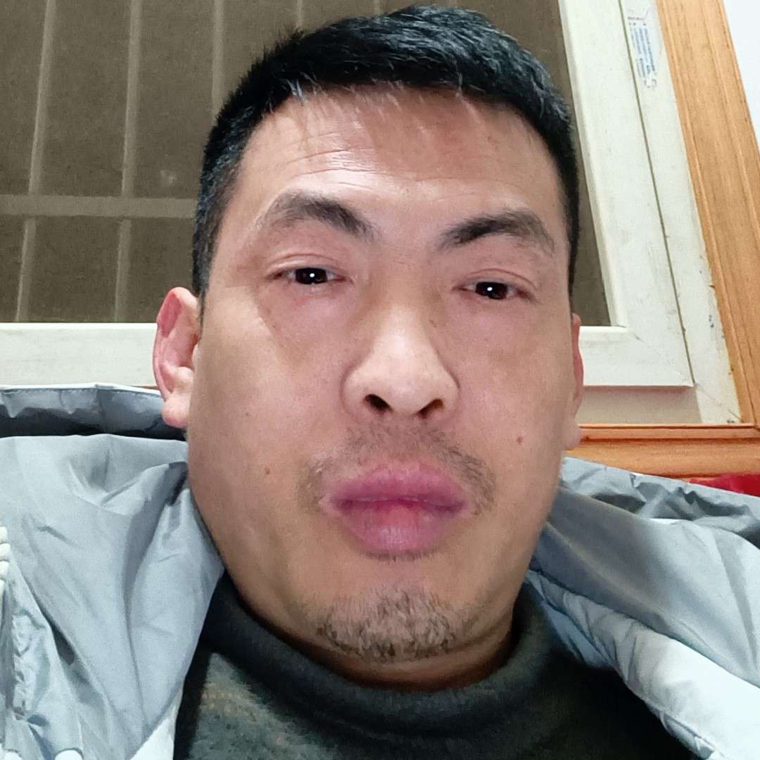 温热三的照片