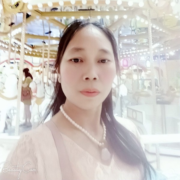 平淡蝶衣的照片