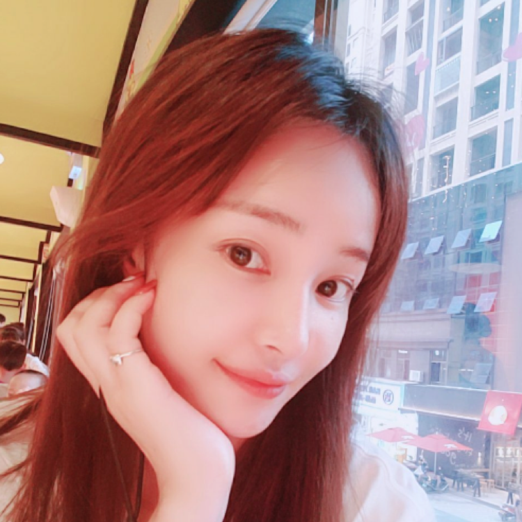 瑞雪改变落后的照片