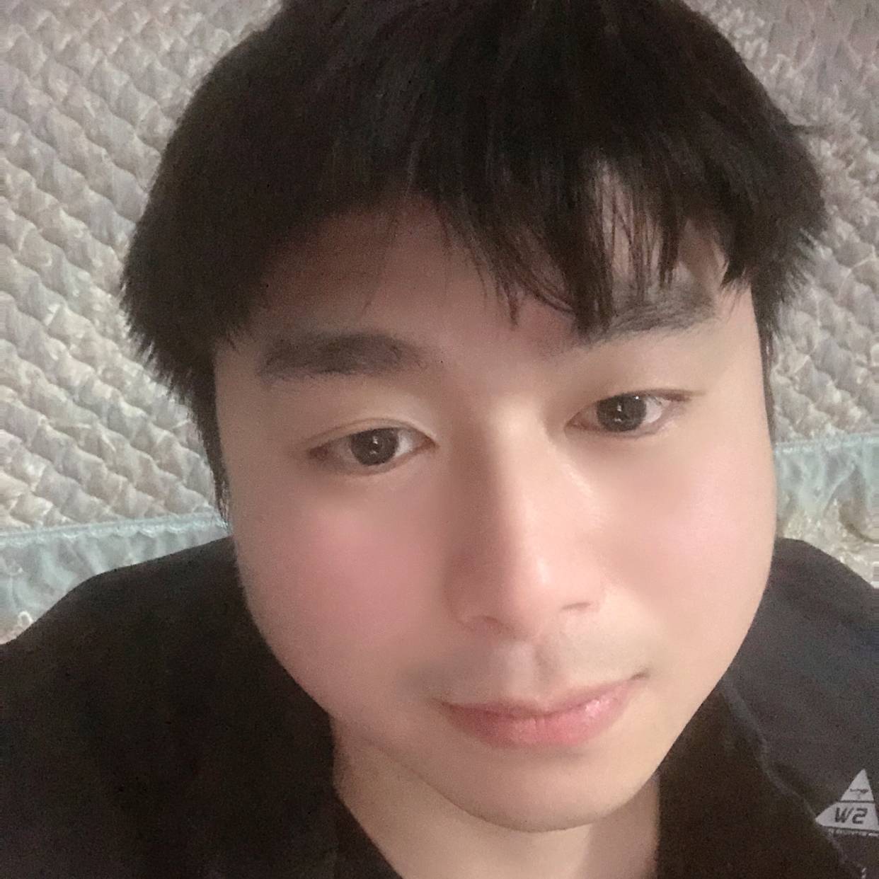 湖南的小哥的照片