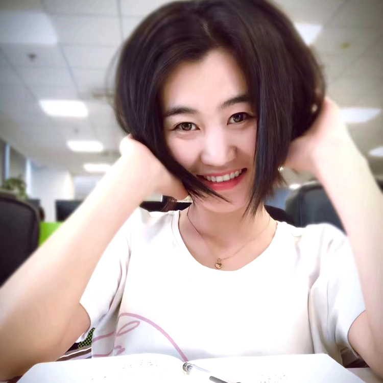 鱼鲤鲤的照片