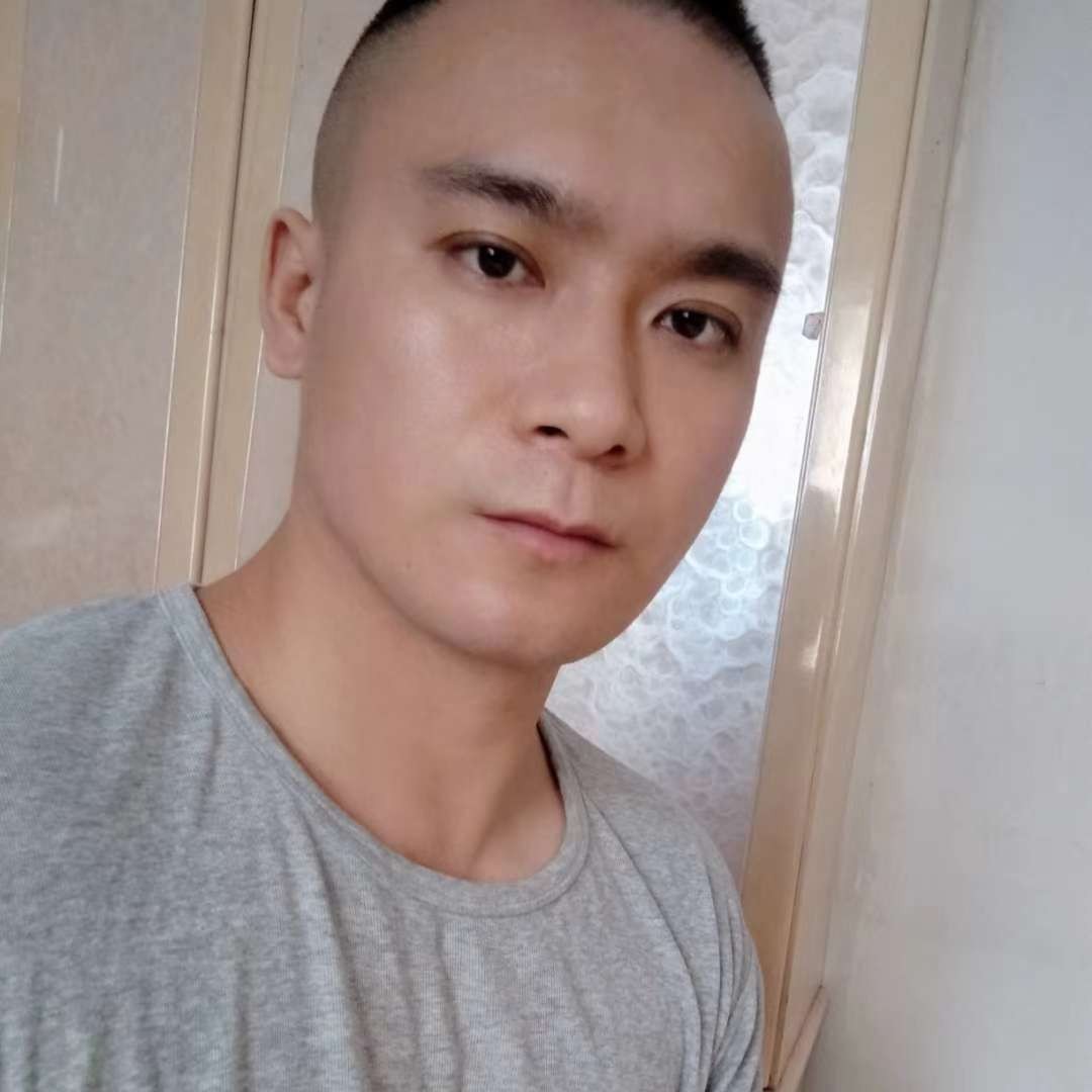 发带笑神勇的照片