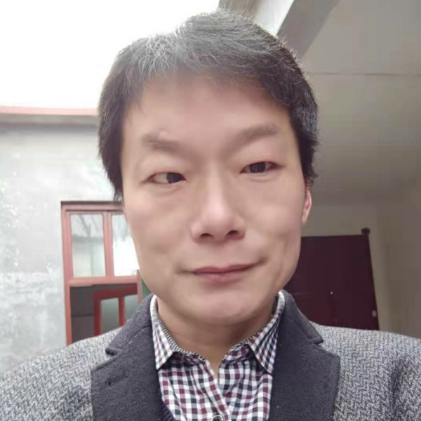 青衫包容的照片