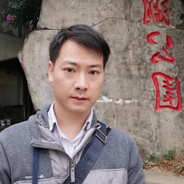 疏钟淡月的照片