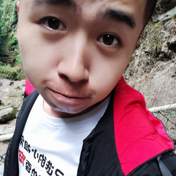 凉城回首精明的照片