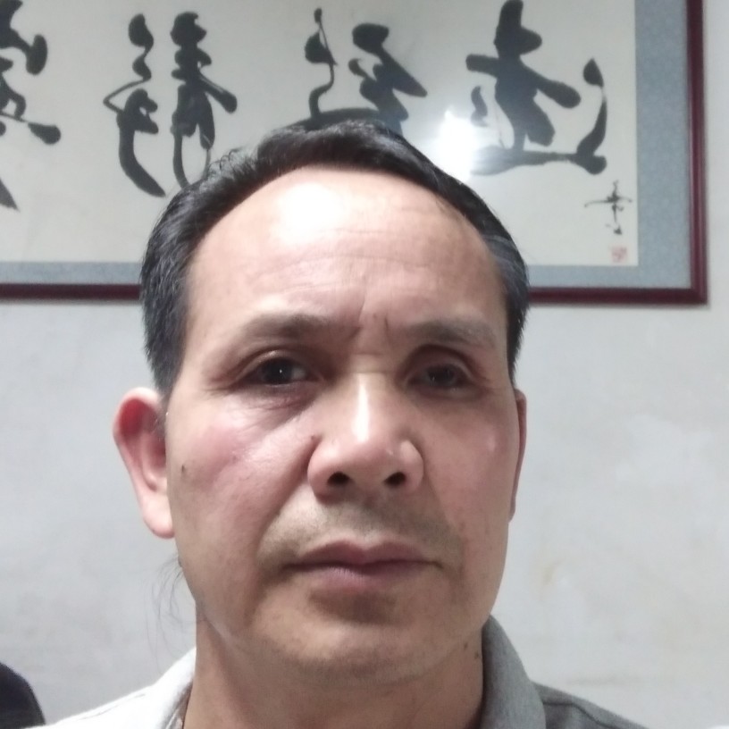 温柔請立的照片