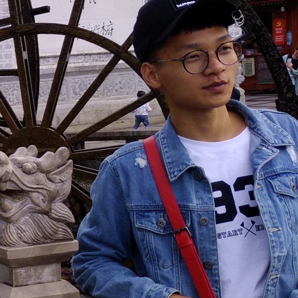 等待着她的照片