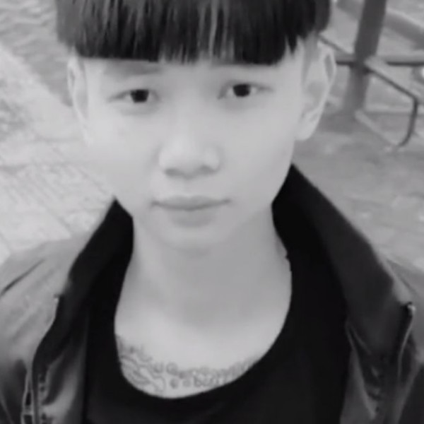 日久天长见人心的照片