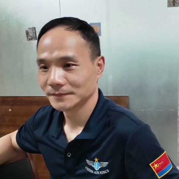 育全的照片