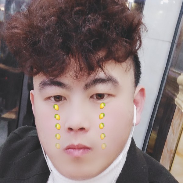 阿齐单身的照片