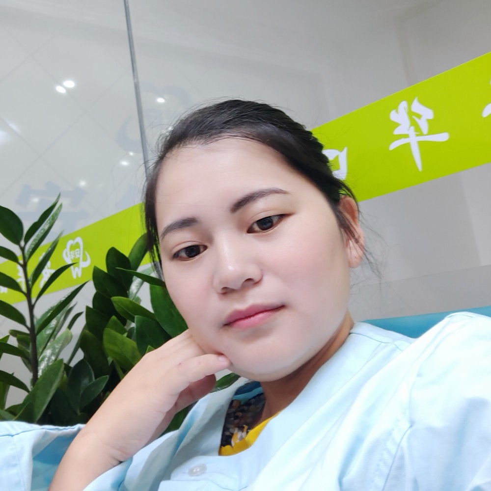 安婷的照片