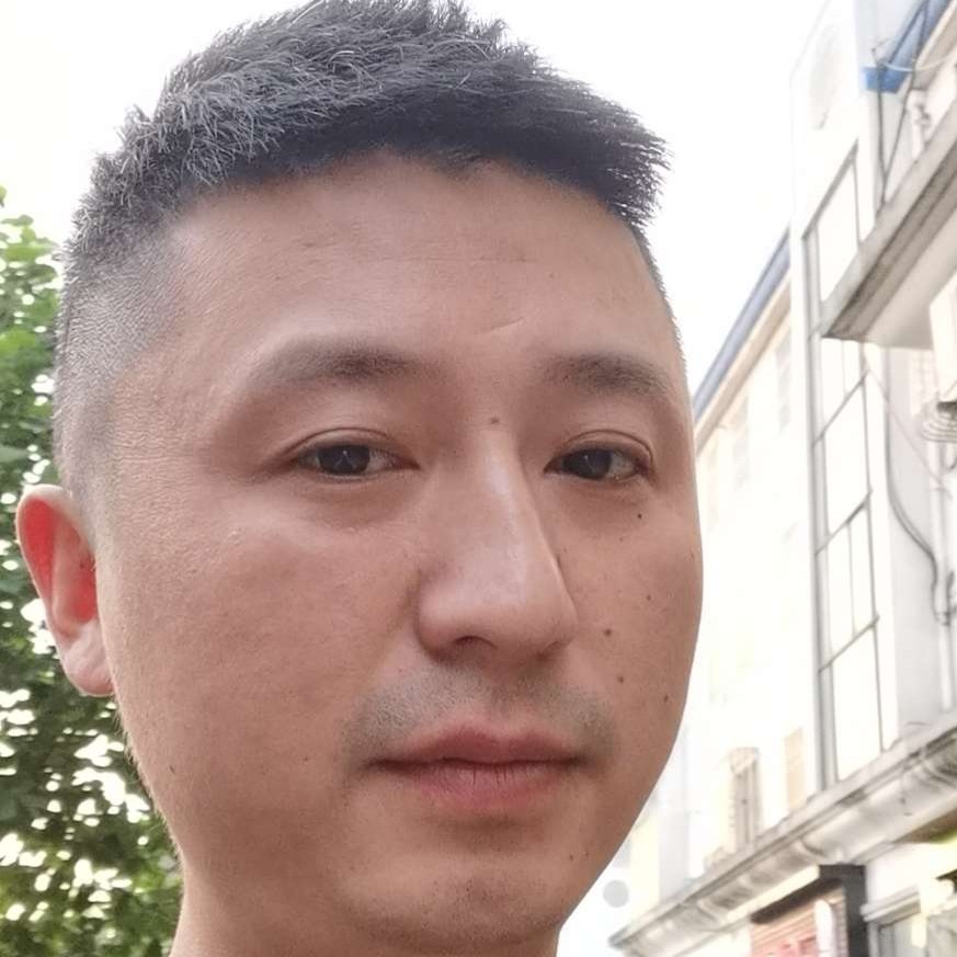 灵巧笑大炮的照片