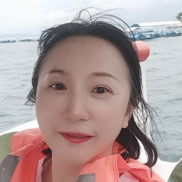 一个大龄文艺女青的照片