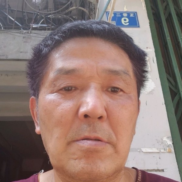 无业游子的照片
