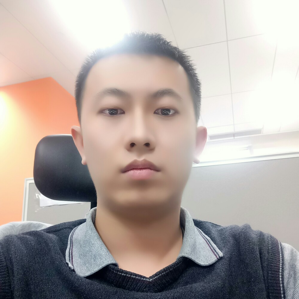 调皮小鬼的照片