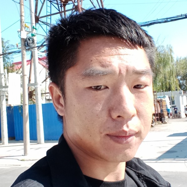 中心拾忆黯然的照片