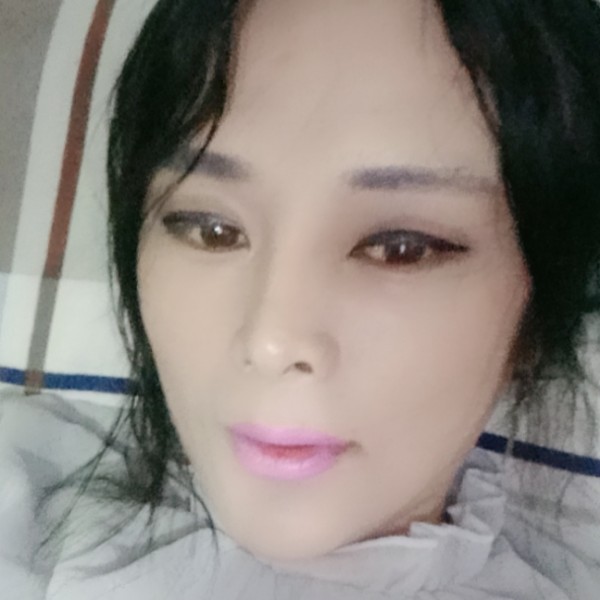 叶赫那拉，的照片