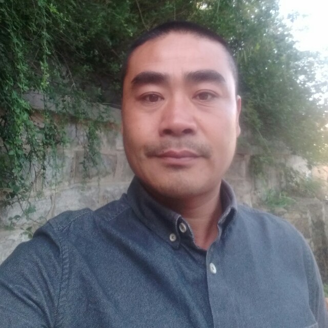 剪影灼热的照片