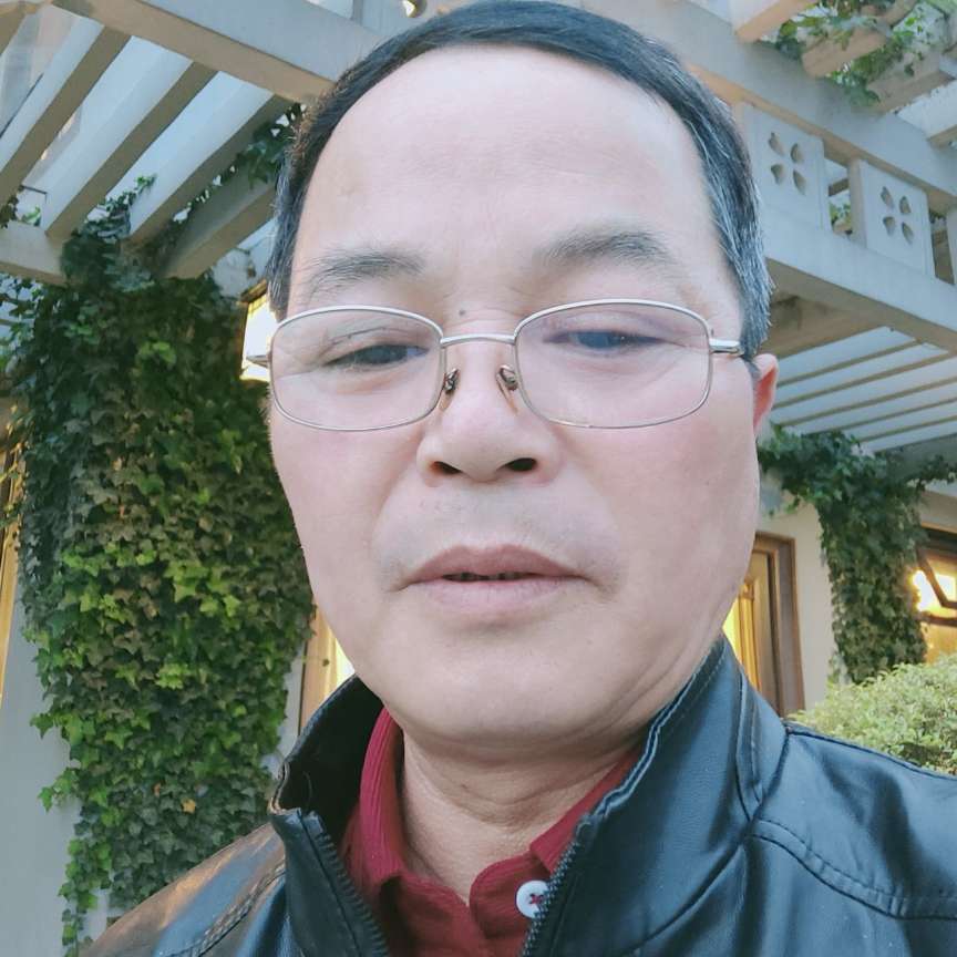 西溪男的照片