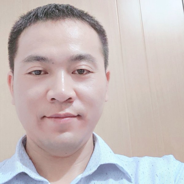 隐形浅吻冰淇淋的照片