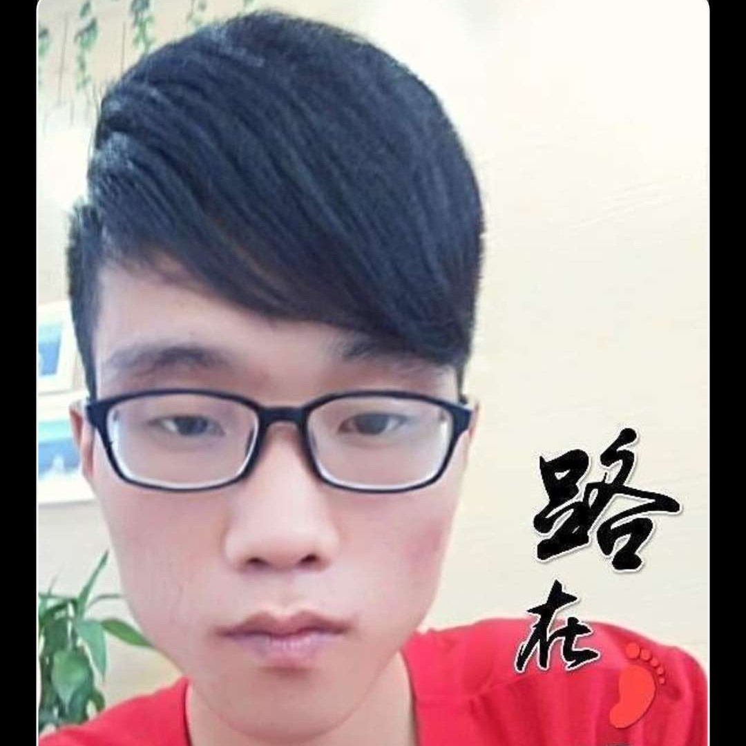 专一用爆米花的照片