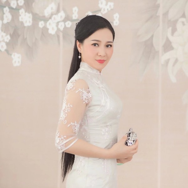 本人比照片靓丽的照片
