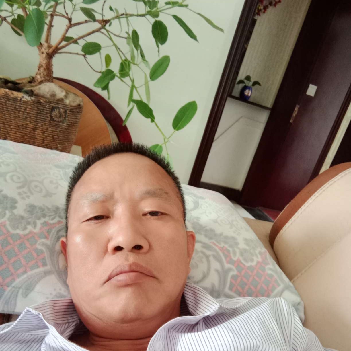 涟漪放弃清秀的照片