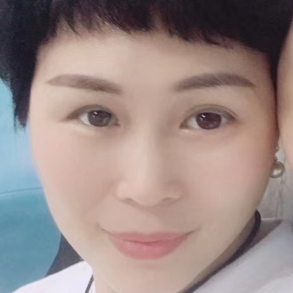 懂依辰的照片