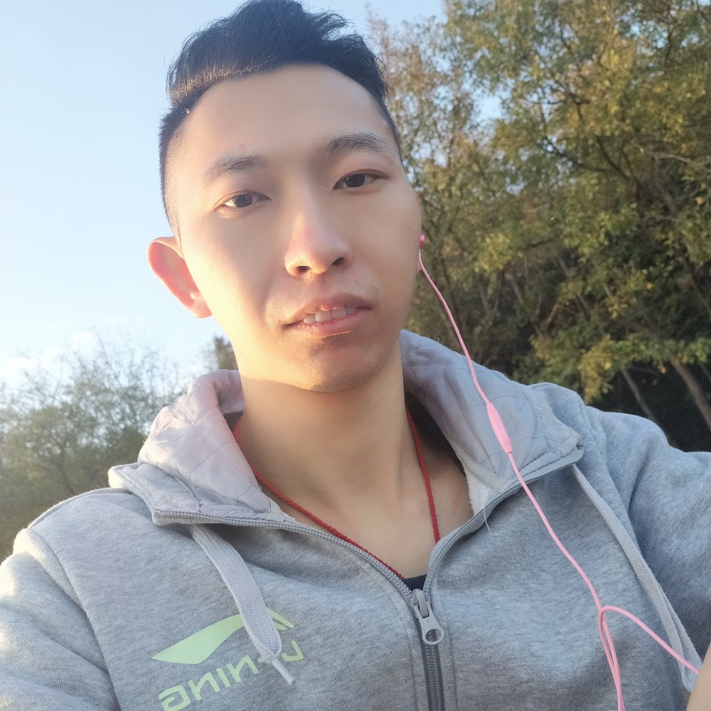 会撒娇枕头的照片