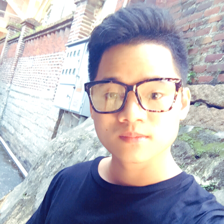 跌跌撞撞奔向阳的照片