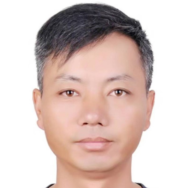 平安福末的照片