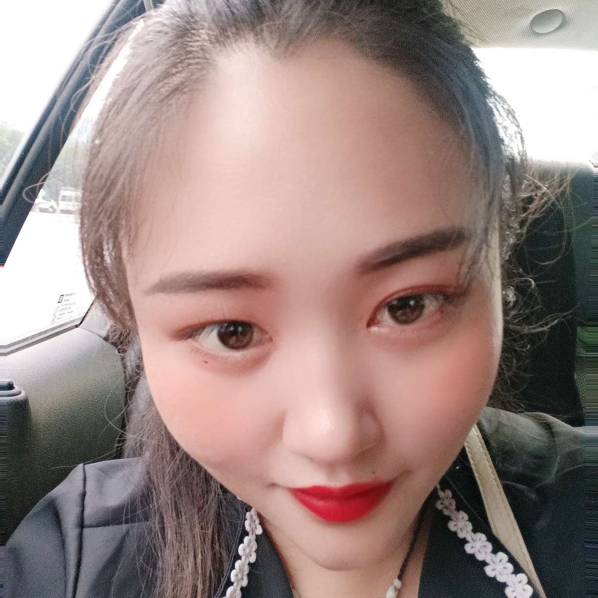 金鱼蹁跹自然的照片