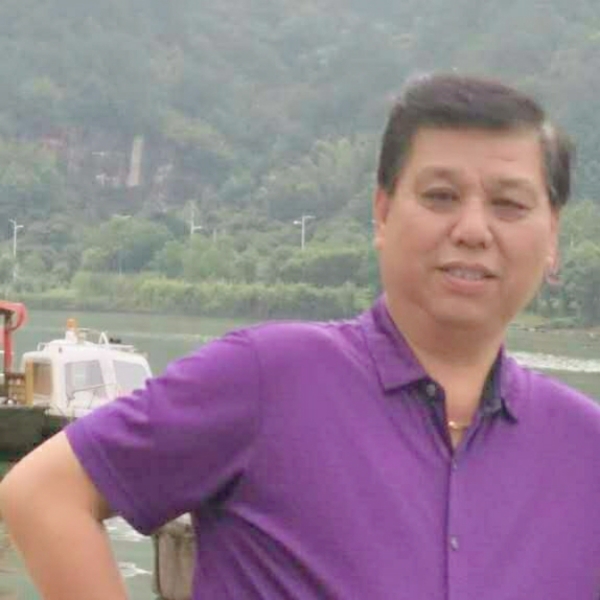 何东…的照片