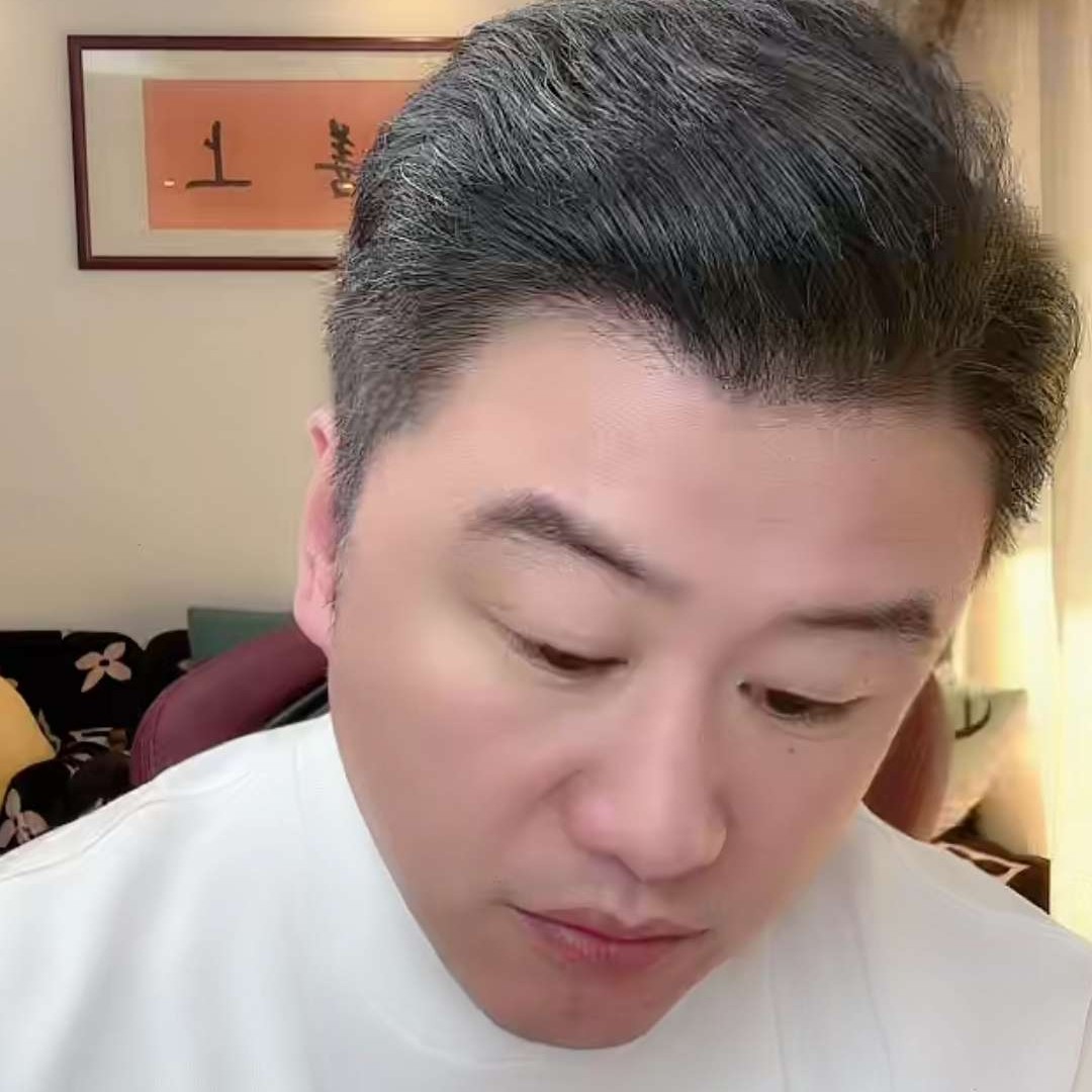 勤奋蹁跹清曲的照片