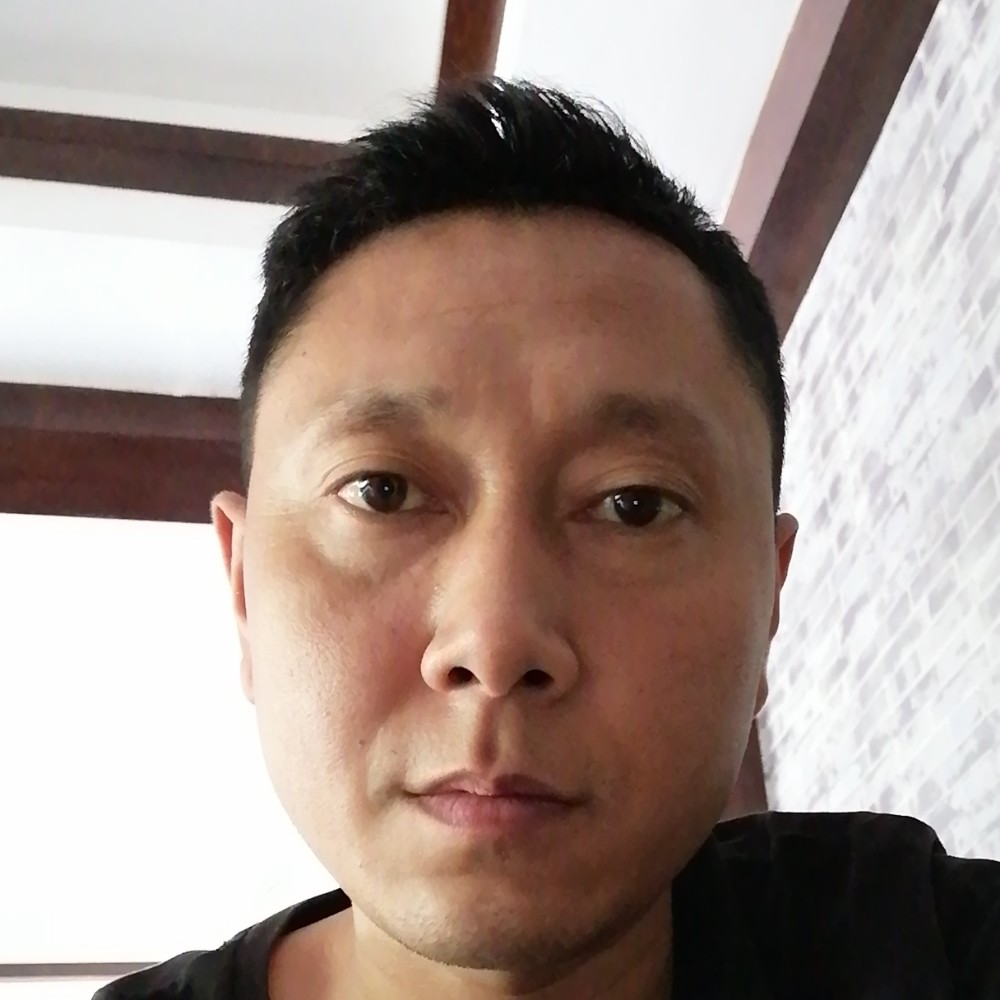 板凳单薄的照片
