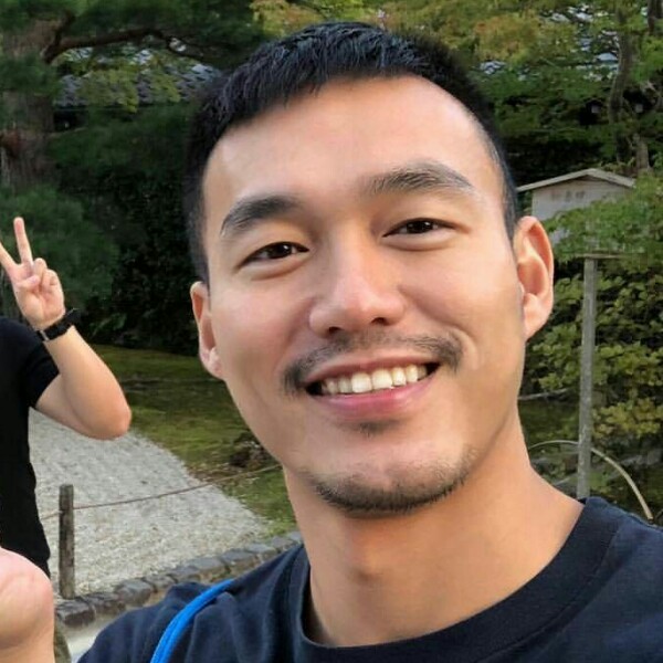 陌殇迷人的照片