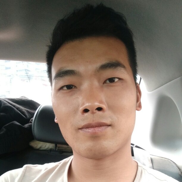 坏坏的小哥哥的照片