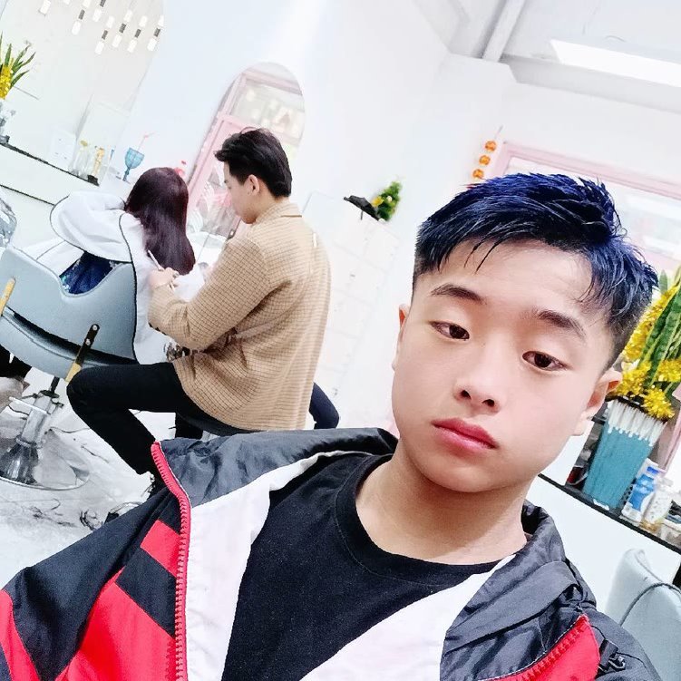 黯然爱秋月的照片