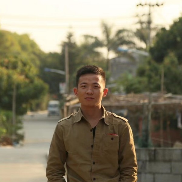 沈坤的照片
