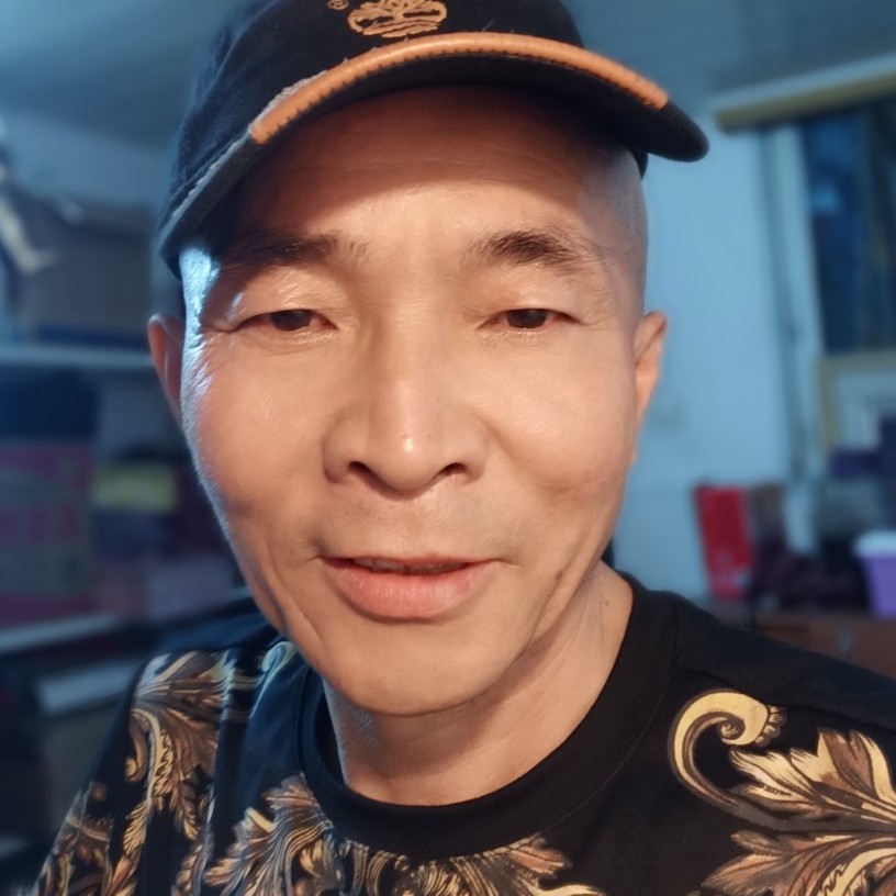 魔术李良的照片