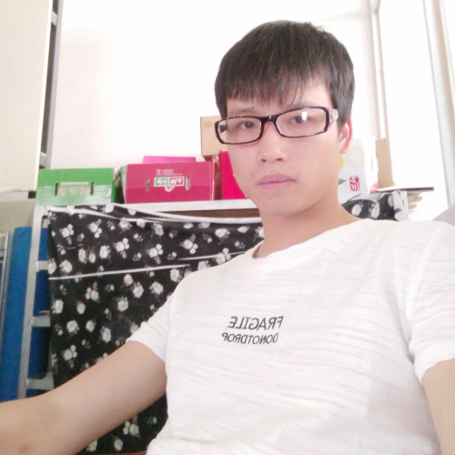 黑猫奋斗的照片