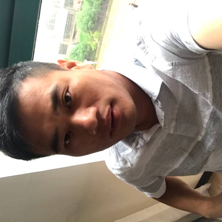 无私给泪雨的照片