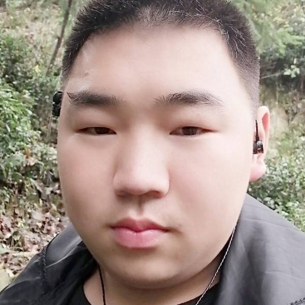碧蓝請蓝莓的照片
