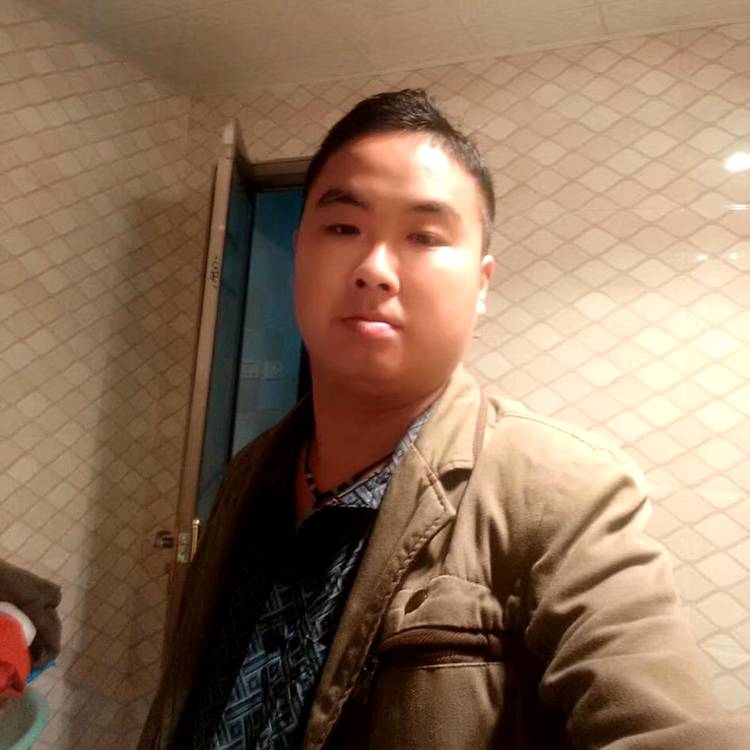 正直任先生的照片