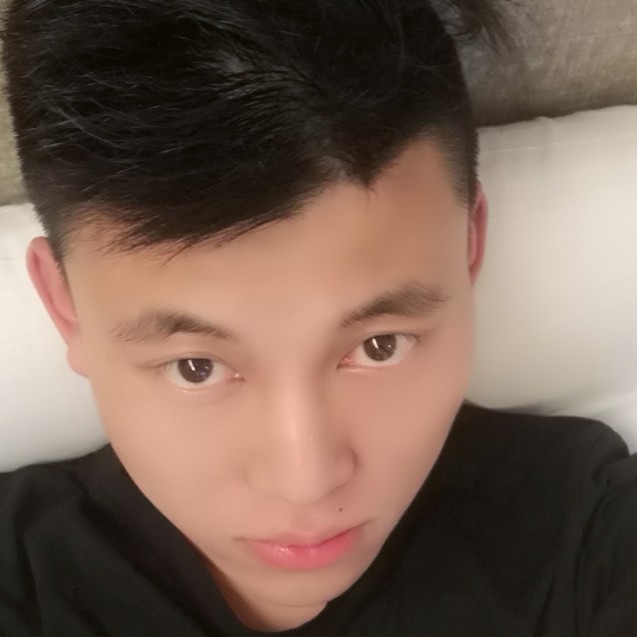 发卡回首明理的照片