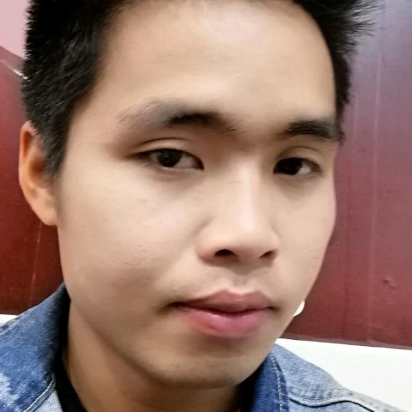黄成建的照片
