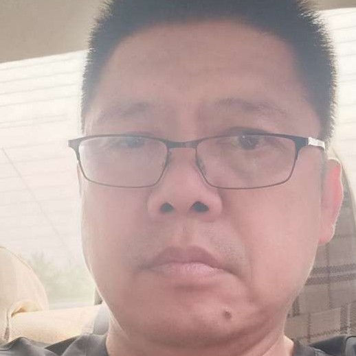 豹男的照片